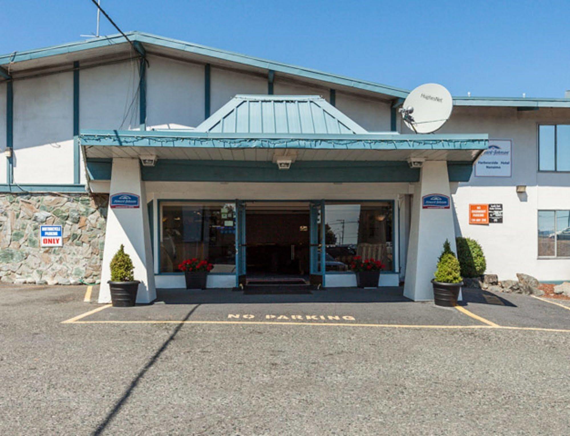 Howard Johnson By Wyndham Nanaimo Harbourside Ngoại thất bức ảnh